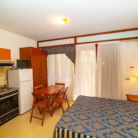 Rifugio Manaccora - Con Piscina, Parcheggio E Mare דירה